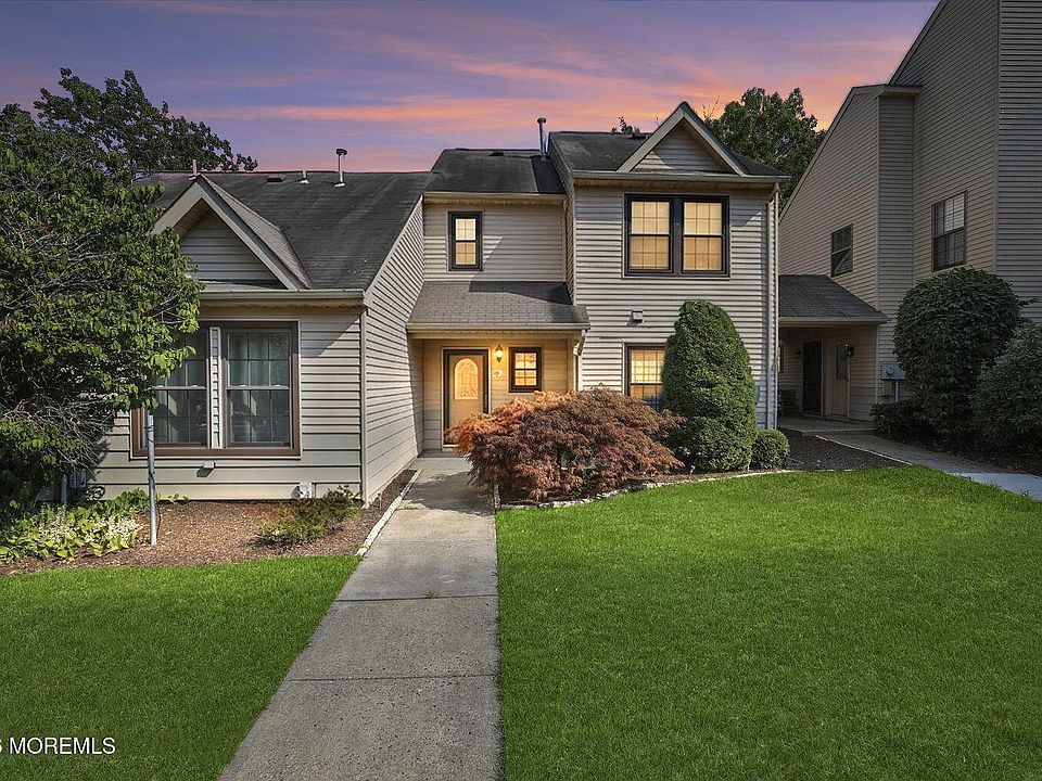 1st image of 201 Larkspur Lane