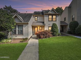 201 Larkspur Lane, Jackson, NJ 08527
