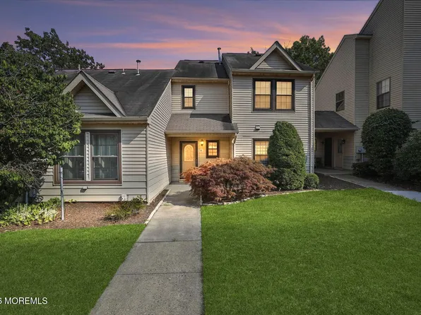 201 Larkspur Lane, Jackson, NJ 08527