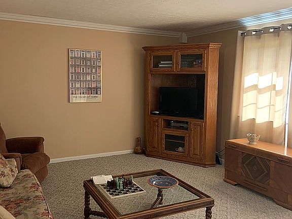 5th image of 299 Pine Creek Dr