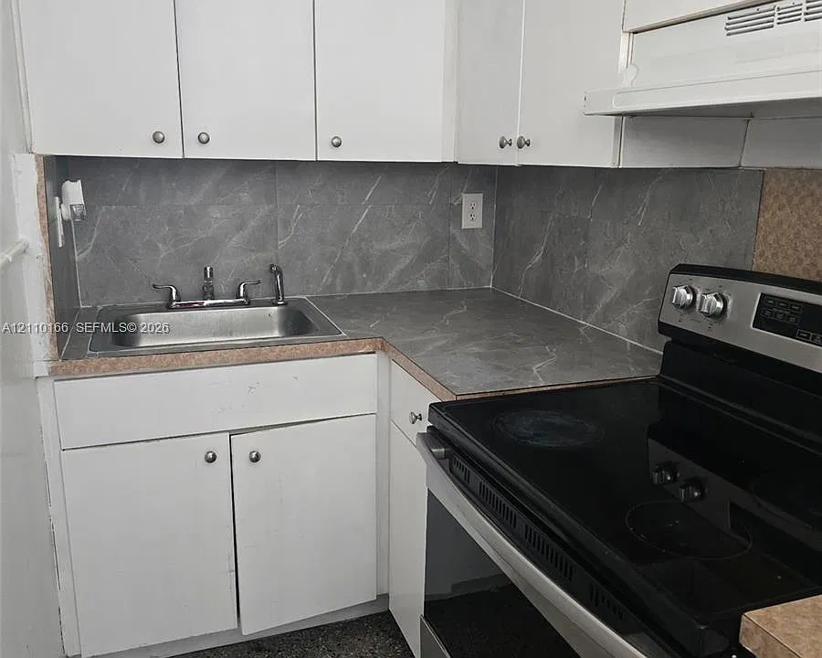 240 SW 11th Ave #2