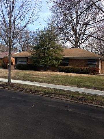 2nd image of 320 S 30th St