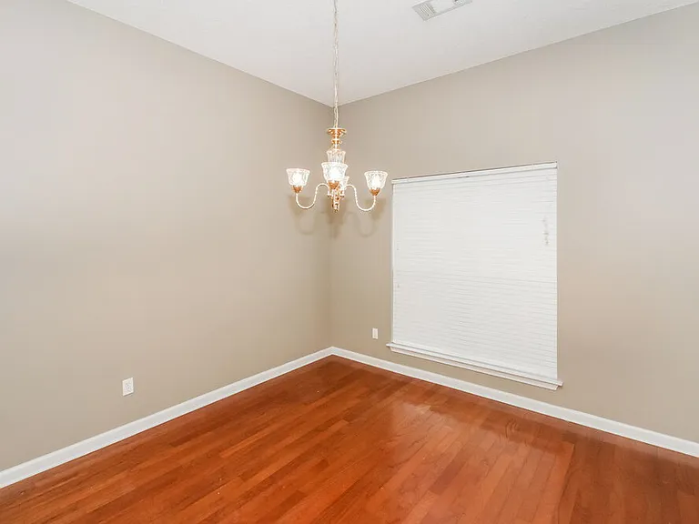 9410 Grove Rd — Photo 5