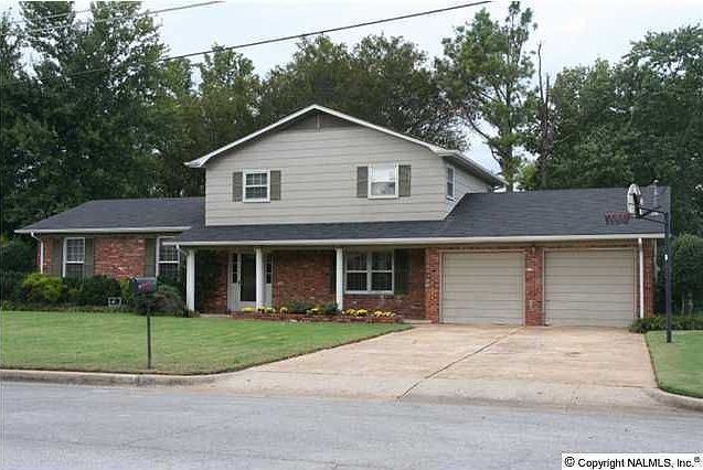 Home for Sale in HUNTSVILLE, AL $149,900