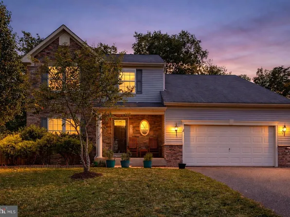 8518 Cedar Chase Dr, Clinton, MD 20735