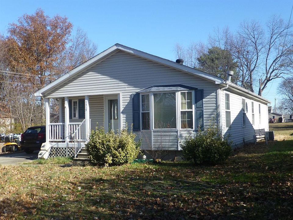 1319 N Mulberry St, Mount Carmel, IL 62863 Zillow