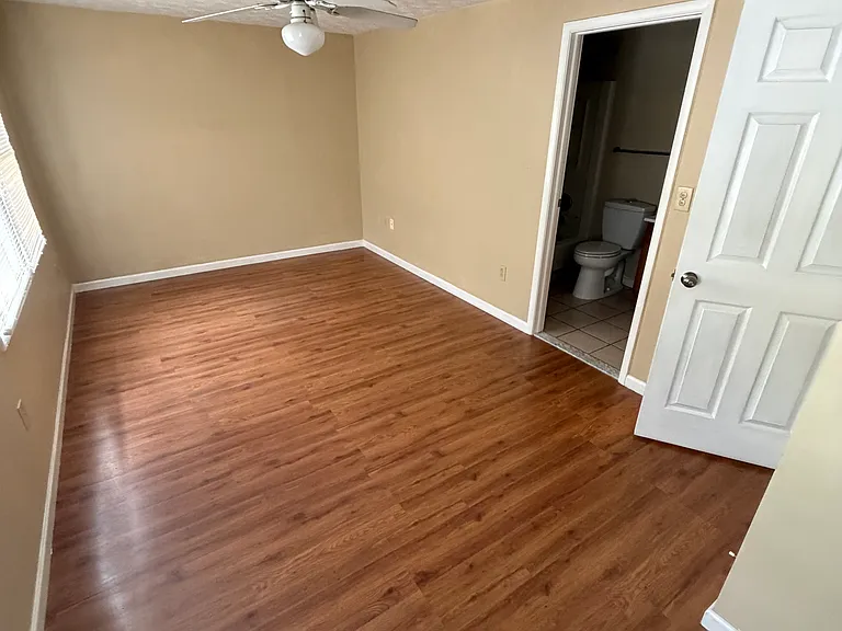 Long Beach Cir — Photo 6