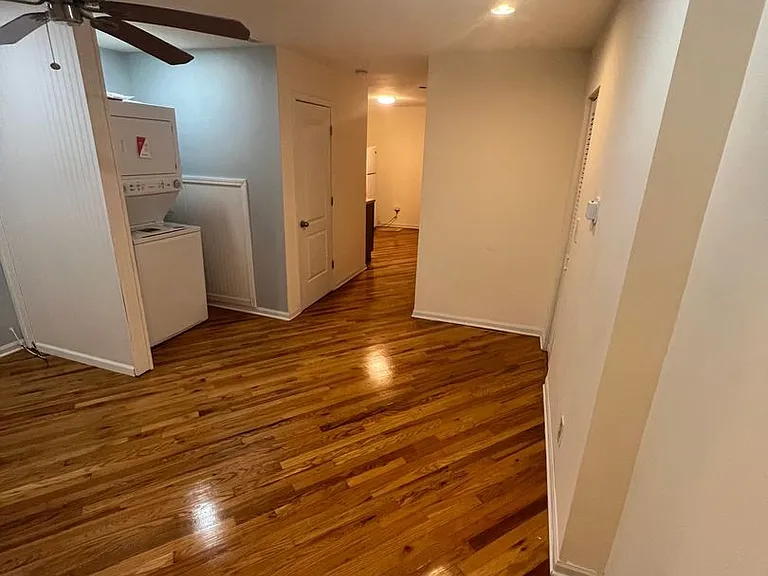 1638 N Western Ave #1 — Photo 4