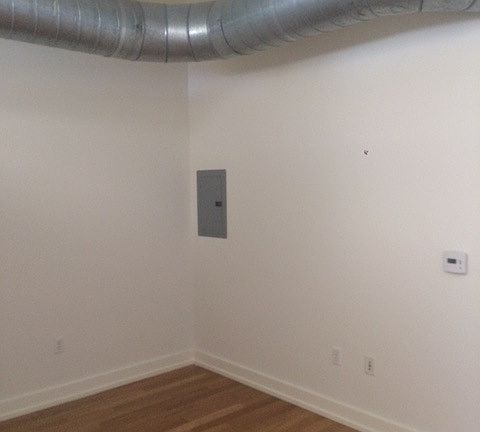5th image of 645 W 9th St APT 510
