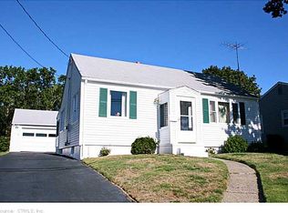 90 Monroe St, Milford, CT 06460