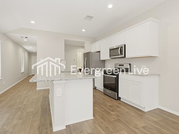 4th image of 9940 Glenbrook Ln