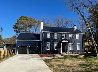 11 Wellington Ct, Little Rock, AR 72227