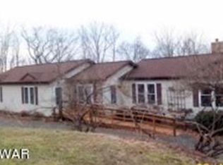 79 Cedar Rdg, Hawley, PA 18428