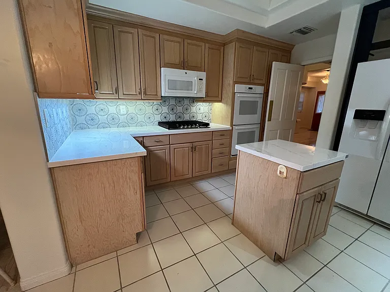 41 Hillcrest Mdws — Photo 18