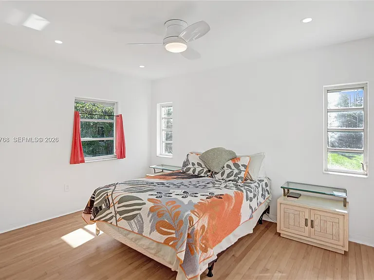 2214 Segovia Cir — Photo 12