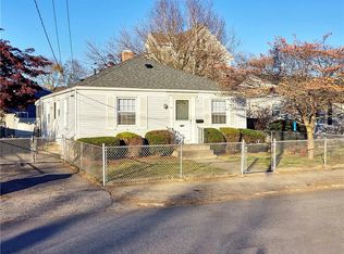 40 Ordway St, Pawtucket, RI 02861