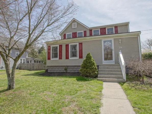 38 Trout Ave, Clementon, NJ 08021