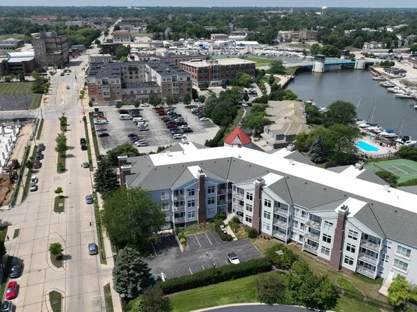 35 Harborview DRIVE #204, Racine, WI 53403