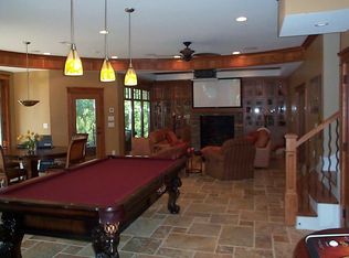 2100 Lake Forest Dr, Tega Cay, SC 29708