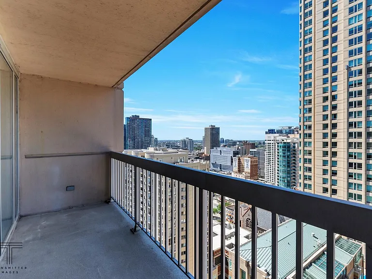 545 N Dearborn St #2503 — Photo 6