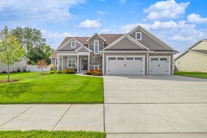 1st image of 4716 N Westview Dr