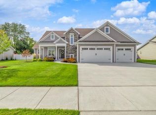 4716 N Westview Dr, Bay City, MI 48706