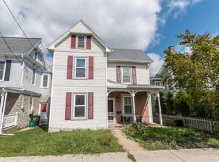 102 Lincoln Ave, Ephrata, PA 17522