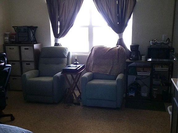 4th image of 2040 Ocean Shore Blvd #7