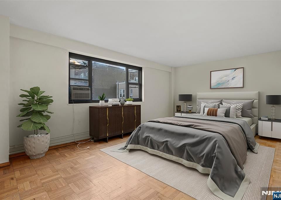 1st image of 6515 Boulevard East