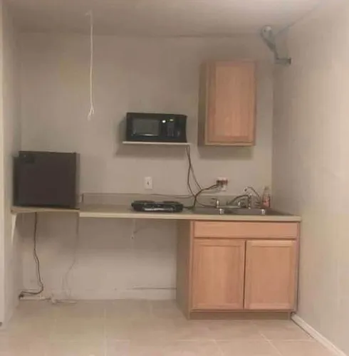 637 Kangaroo Dr #B Photo 1