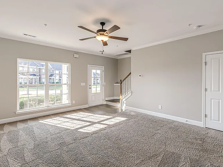 252 Mary Ann Cir — Photo 6