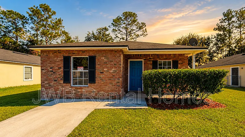4373 Melissa Ct W