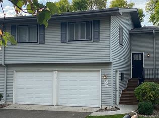 906 Nancy Cir, Shoreview, MN 55126