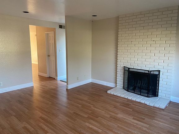 4th image of 888 Mangrove Ave