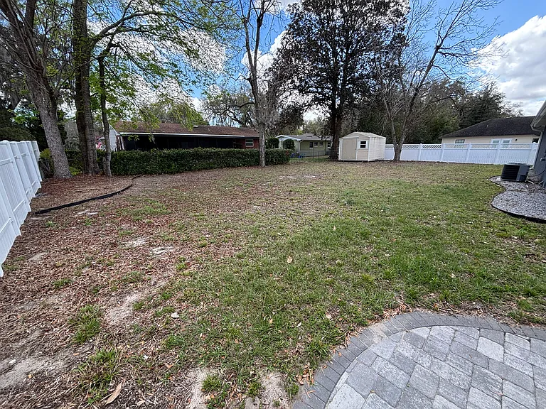 602 Gray Ave — Photo 5