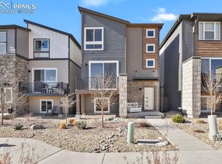 6841 Starry Night Ln, Colorado Springs, CO 80923
