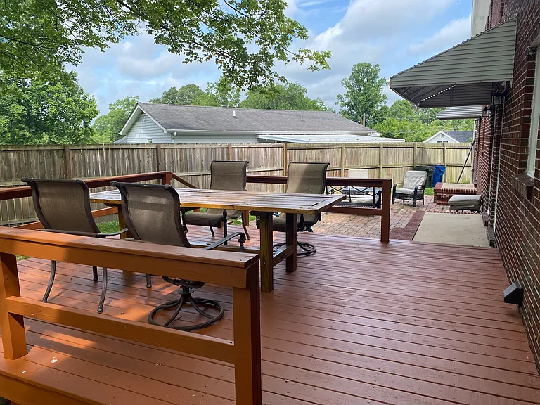 639 Maple St #639 — Photo 6