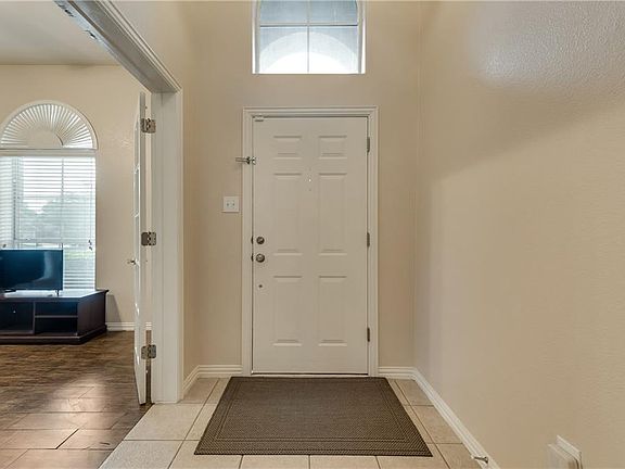 3rd image of 4841 Campfire Ct
