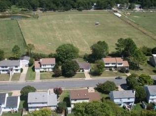 308 Commodore Dr, Hampton, VA 23669