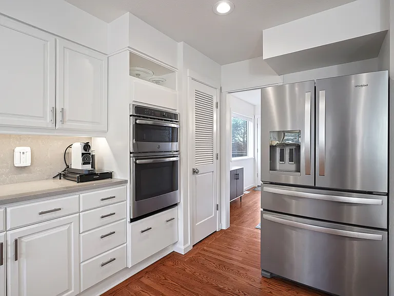 1207 Foxwood Pl — Photo 10