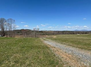 3 Ashbys Way, Huddleston, VA 24104