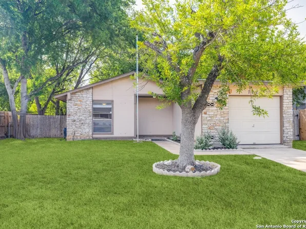 7226 CABIN CREEK DR, San Antonio, TX 78238