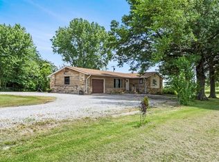 3635 SW Crane Rd, Lees Summit, MO 64082