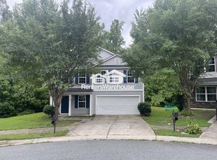 4328 Houldsworth Dr, Charlotte, NC 28213