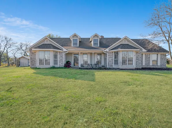 214 1501st Spur, Deport, TX 75435