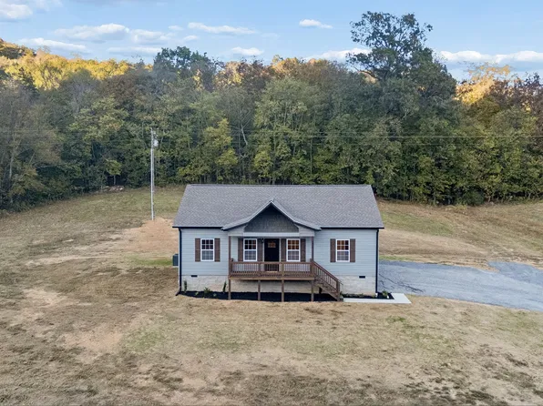 1016 Wartrace Hwy, Pleasant Shade, TN 37145