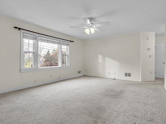 5th image of 4301 Longwood Ave NW