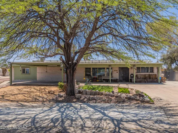 7466 E 34th St, Tucson, AZ 85710