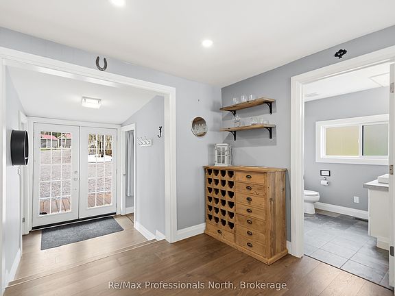 4th image of 550 6th St #2