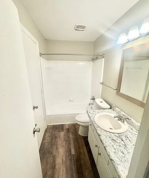 3299B Warringwood Dr — Photo 5